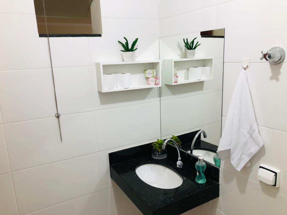Apartamento Apto Compacto com Ar no centro de Raul Soares-MG Exterior foto